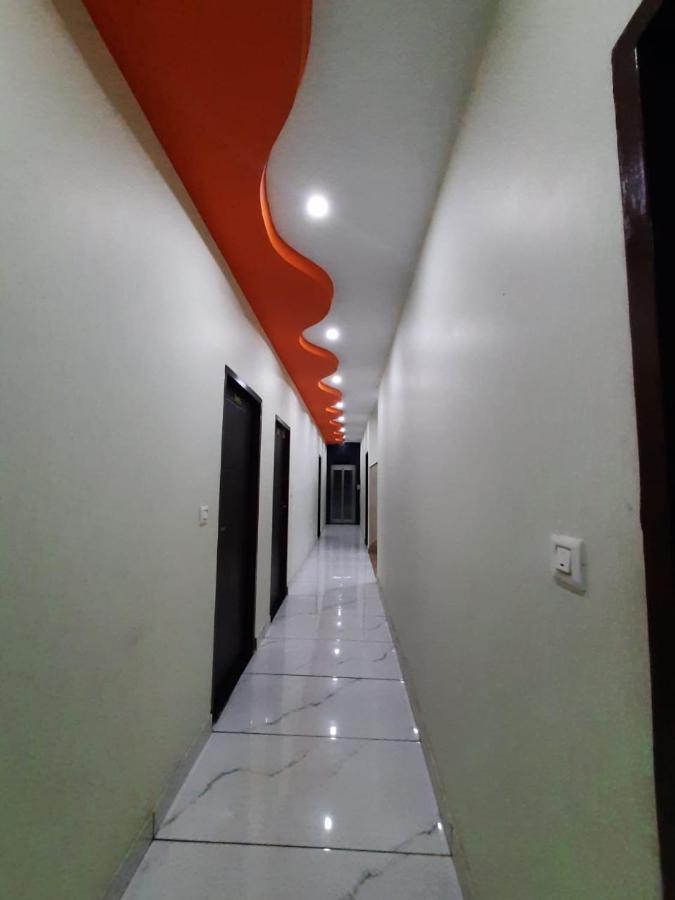 Ak Residency Hotell Haridwār Exteriör bild