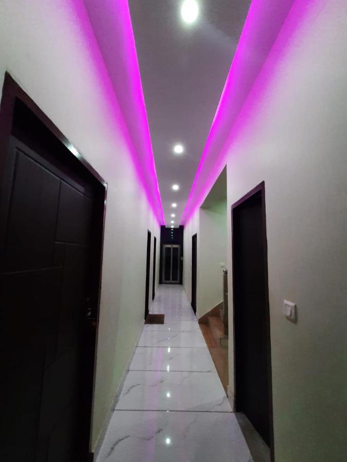 Ak Residency Hotell Haridwār Exteriör bild